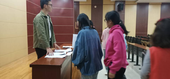 说明: http://lib.xyu.edu.cn/__local/0/F0/DB/64CF111B87F05654ED1CFBB0D94_0F4CAAB7_930EF.png